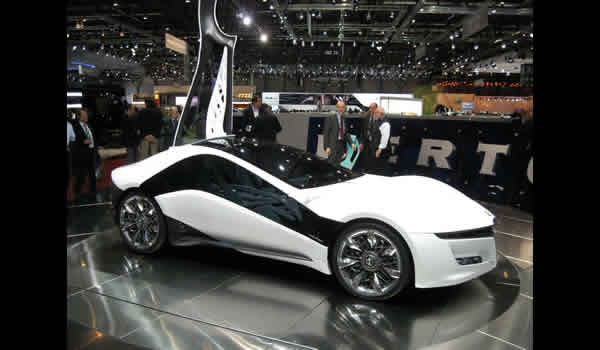 Bertone Pandion Alfa Romeo Concept 2010  front 2